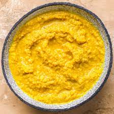 How to make homemade Thai yellow curry paste and surprise your family?