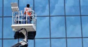 Remove all the Impurities from your Window with Professional Window Cleaner London
